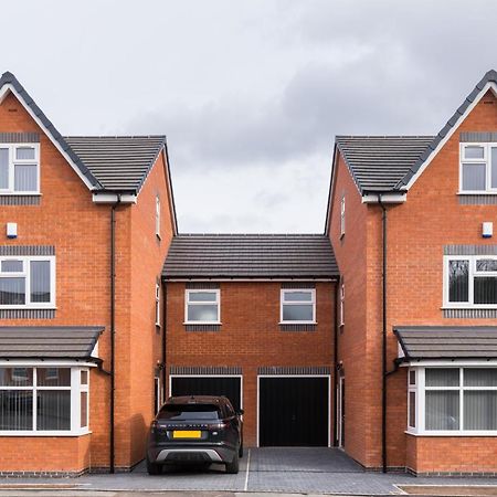 Birmingham Estate - Contractor & Group Accommodation - Secure Parking Buitenkant foto