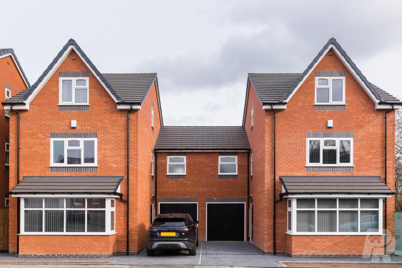 Birmingham Estate - Contractor & Group Accommodation - Secure Parking Buitenkant foto