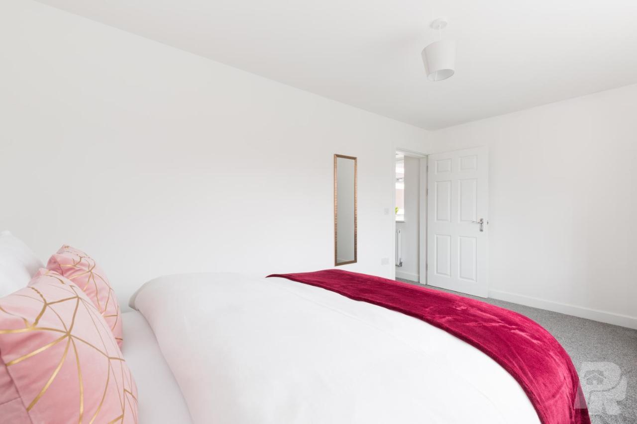 Birmingham Estate - Contractor & Group Accommodation - Secure Parking Buitenkant foto