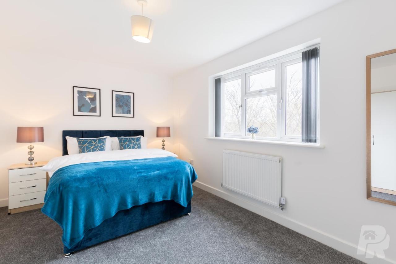 Birmingham Estate - Contractor & Group Accommodation - Secure Parking Buitenkant foto